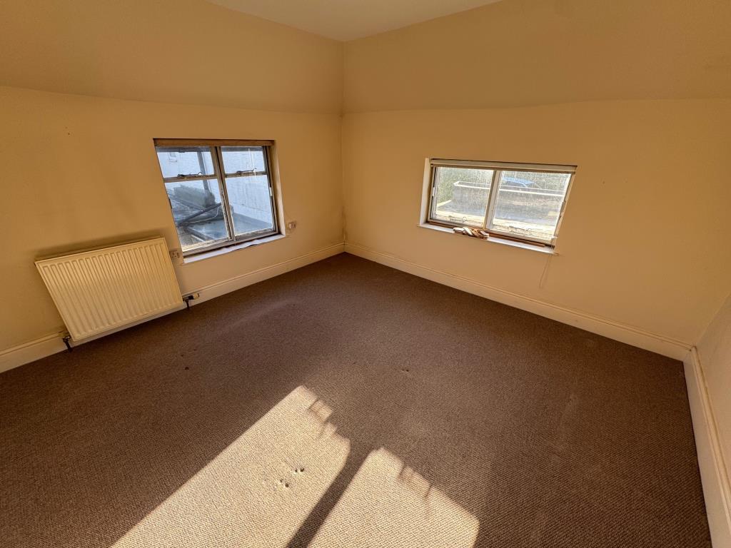 Lot: 154 - SEMI-DETACHED COTTAGE IN NEED OF IMPROVEMENT - Bedroom 2